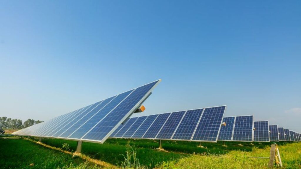 Marathwada’s Dry Days May Soon End: Big Plans Unveiled for Water, Solar Boost