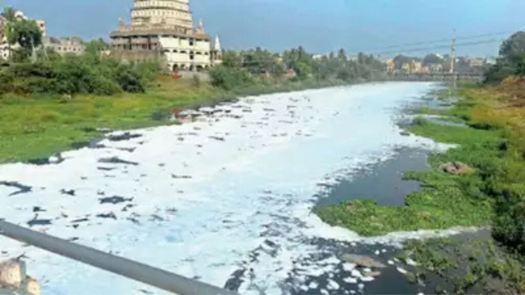 Pimpri-Chinchwad Faces stretching resentment Over Contaminated Water Inspite of Crores Spent on its Supply