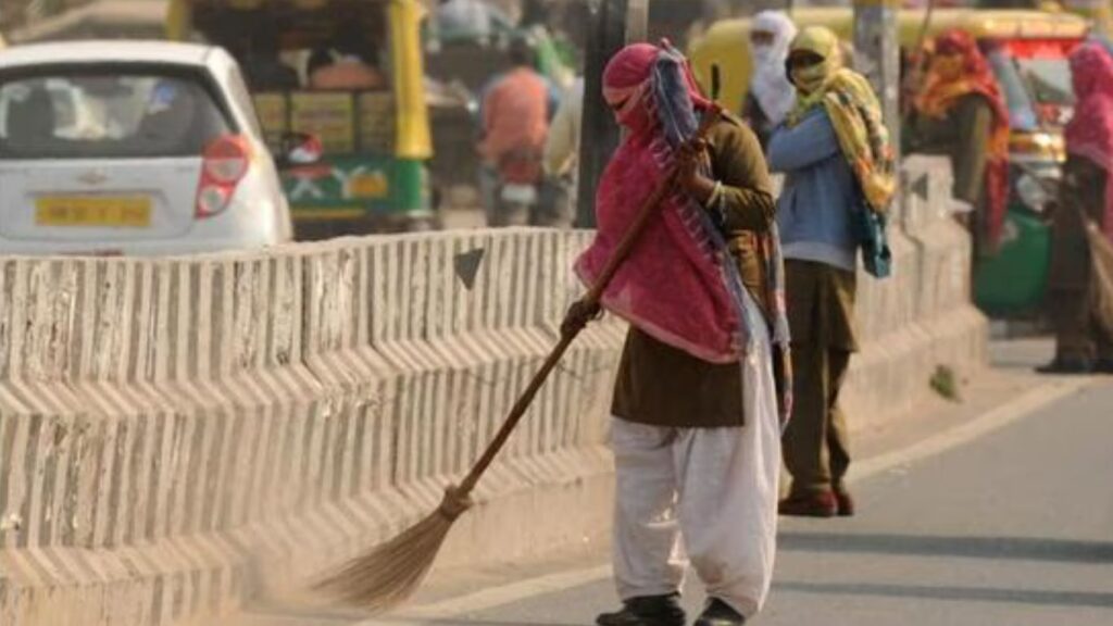 Pune Sweeping Tender in the Dock for Budget Excess and Lack of Transparency