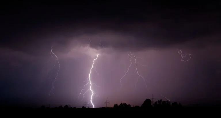 Lightning Horror in Bihar: 80 Dead in 72 Hours as Deadly Storms Ravage the State