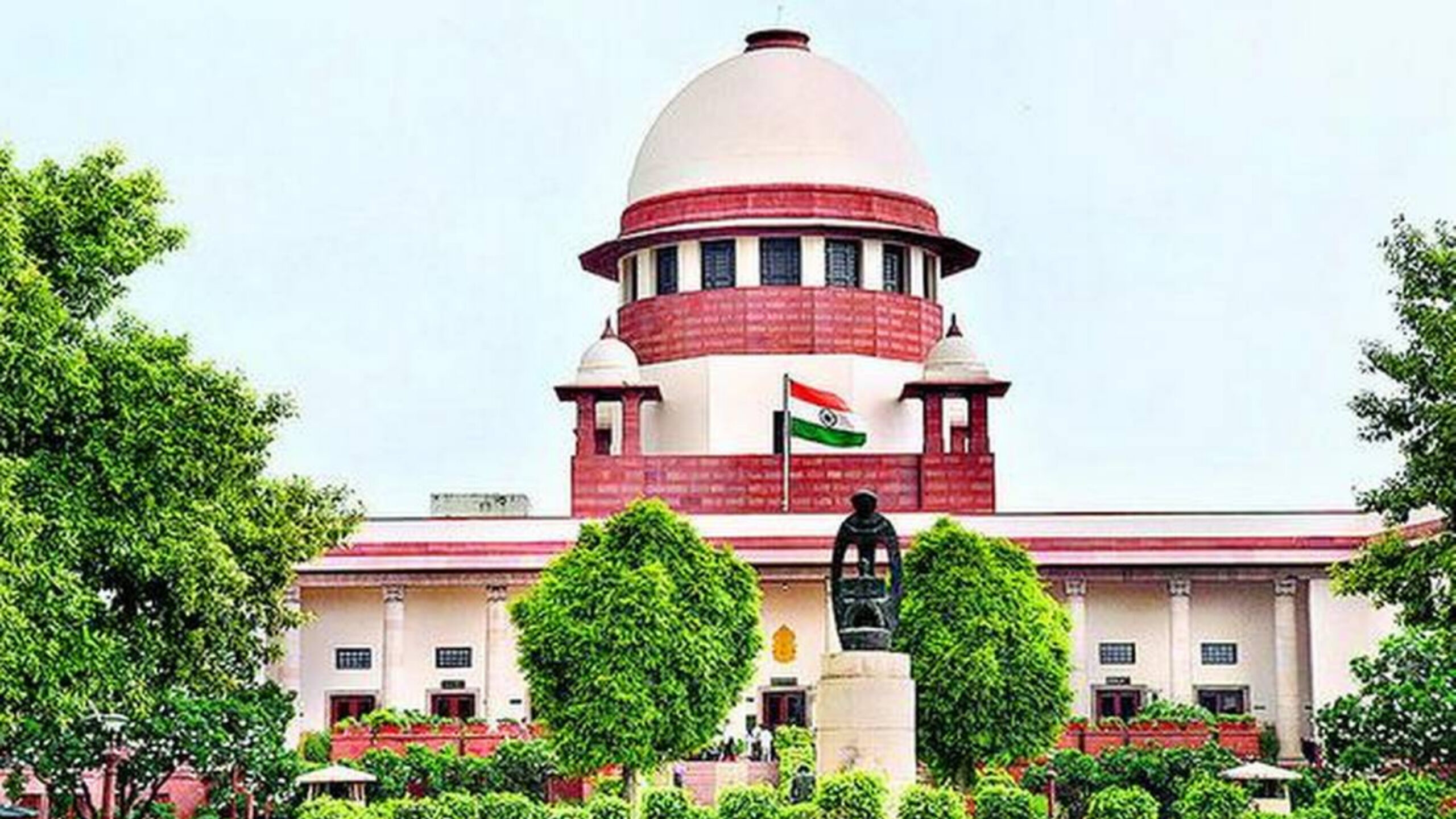 Why Maharashtra Without Elected Local Leaders Since 2022? Supreme Court Breaks the Silence.