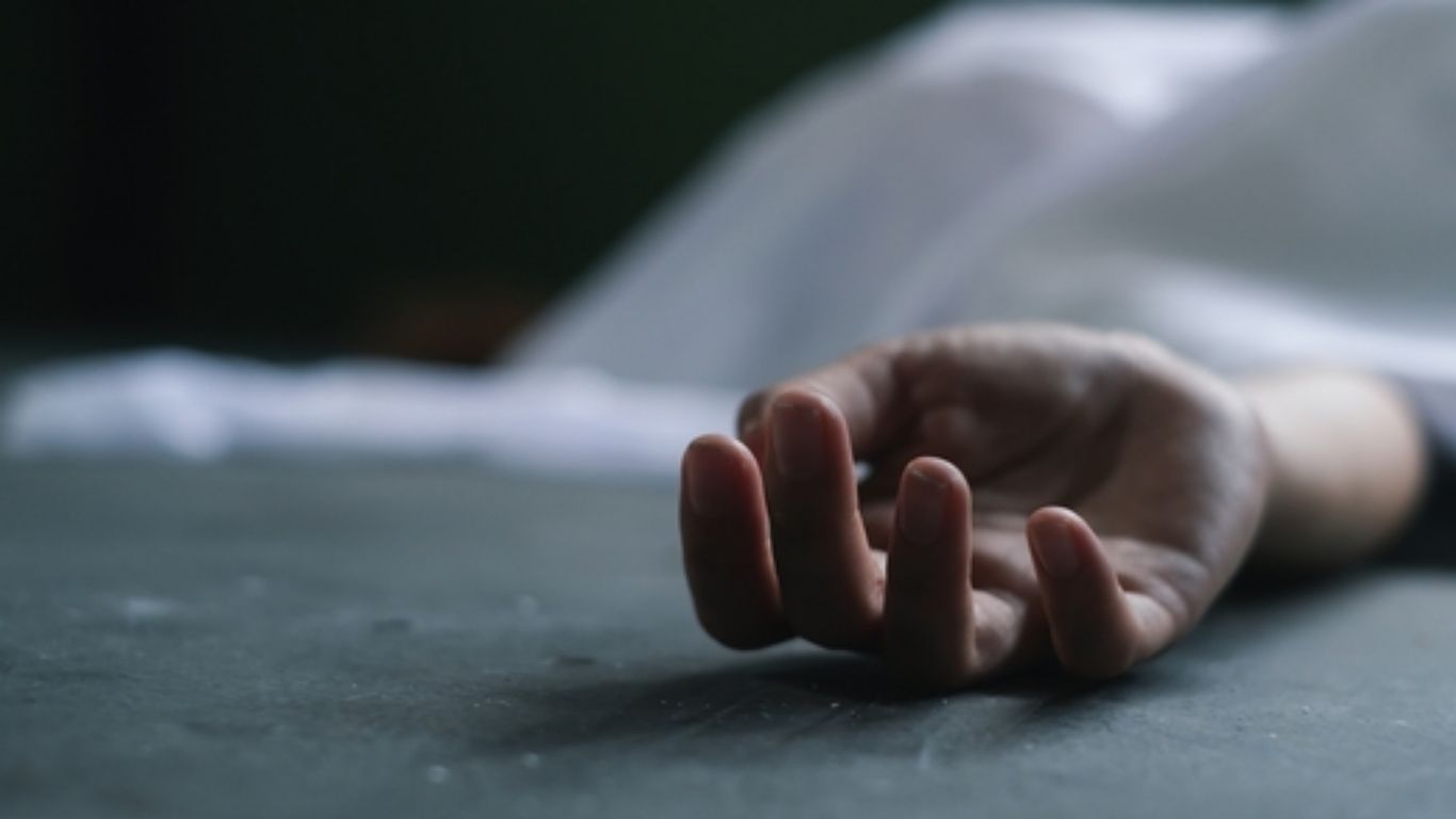 Suspicious Death at Mumbai