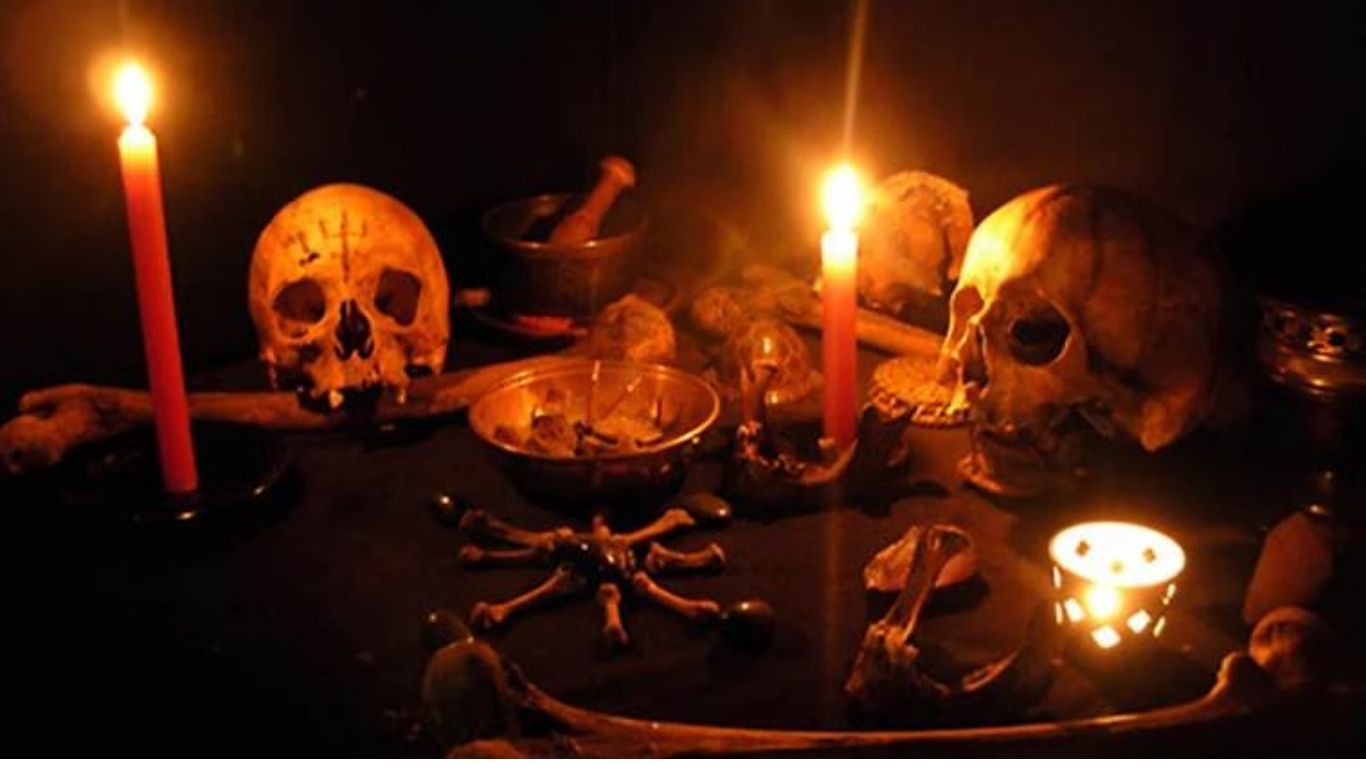 Superstitious Ritual Sparks Panic in Kolhapur Village Cemetery, Woman Suspected in ‘Black Magic’ for Divorce