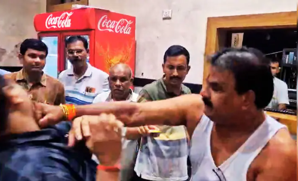 Shinde Group MLA Sanjay Gaikwad Assaults Canteen Driver Over Poor Food at MLA Quarters 2 image 35