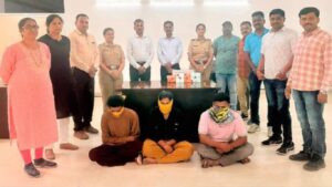 Pune Drug Bust: Anti-Narcotics Task Force Arrests Three Including Transgender, Seizes Mephedrone Worth ₹3 Lakh