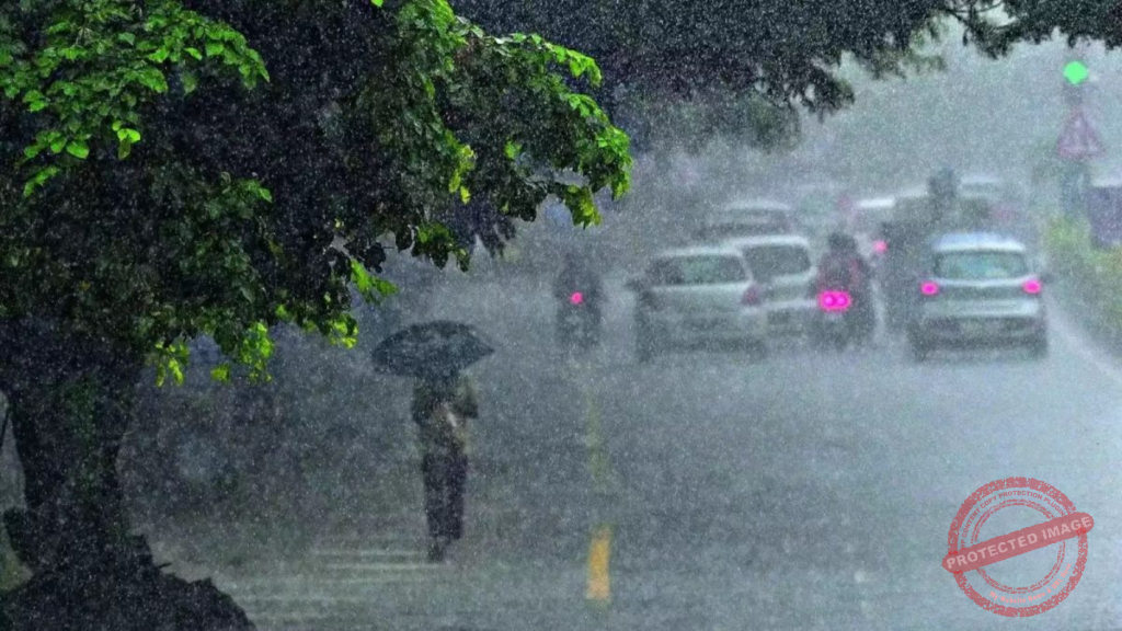 Heavy Rain Likely Across Maharashtra Today,