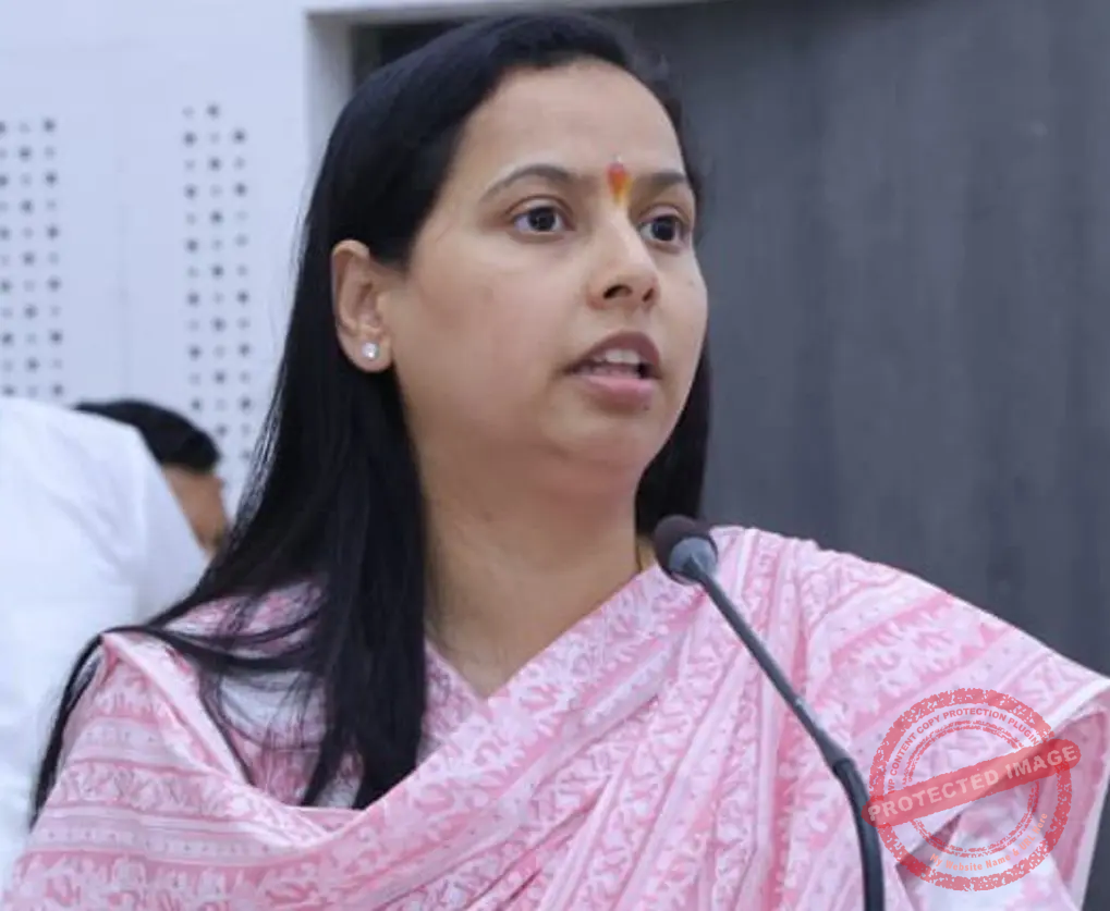 Women and Child Development Minister Aditi Tatkare also reviewed the situation and directed the local administration to provide all necessary support
