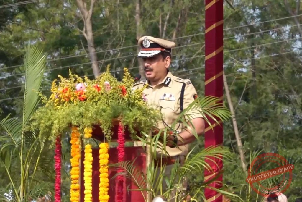 Vinoy Kumar Choubey (IPS)