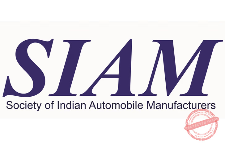 To ensure widespread consumer adoption, the Society of Indian Automobile Manufacturers (SIAM) has formally proposed that E-100 fuel be priced at least 30 percent lower than standard petrol
