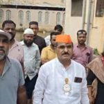 Sewage Waterlogging at Sayyad Nagar Mosque Disrupts Daily Namaz