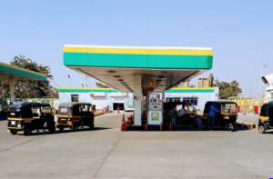 Petrol Dealers Give MNGL 24-Hour Ultimatum Over Low CNG Gas Pressure in Pune