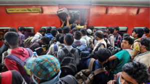 Pune Trains Face Festive Rush as Reservations Touch 198%; Special Services Announced