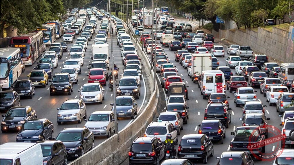 Pune Traffic Police Propose One-Way Rule on Undri Link Road Near Aryan World School