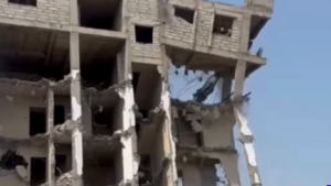 PMC Demolishes 21,000-Sq-Ft Illegal Structure on Playground-Reserved Plot in Kharadi