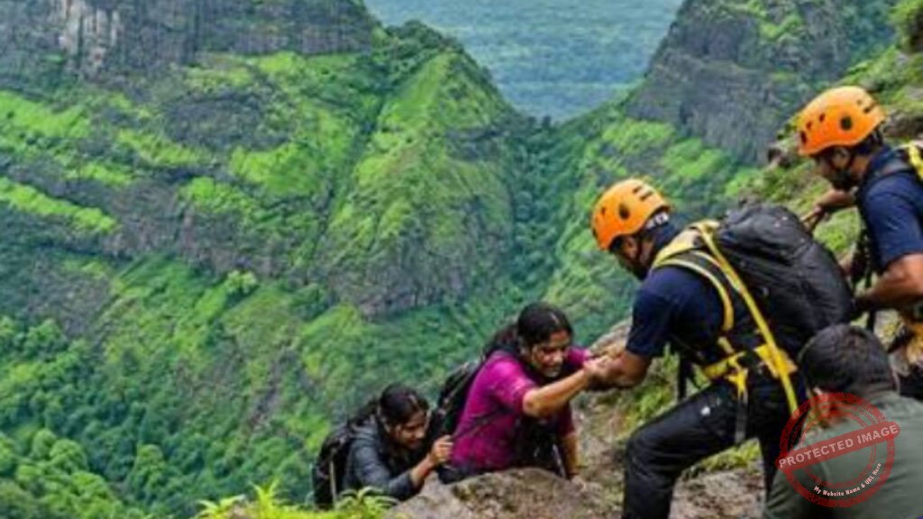 Mother and Daughter Rescued After Falling Into 100-Foot Gorge at Lonavala’s Lion’s Point